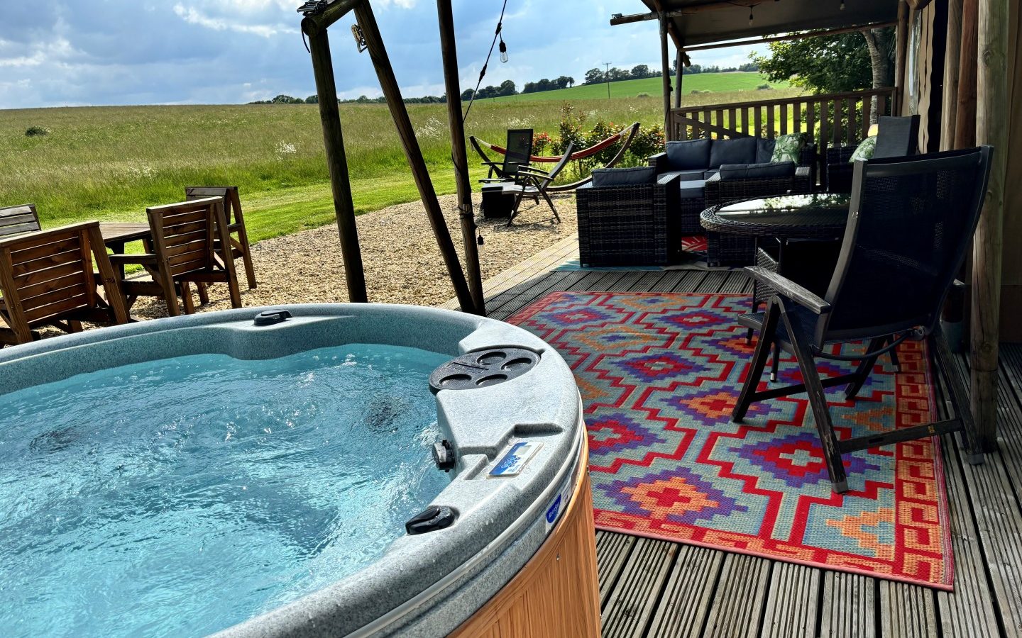 The Chilterns View Safari Tent