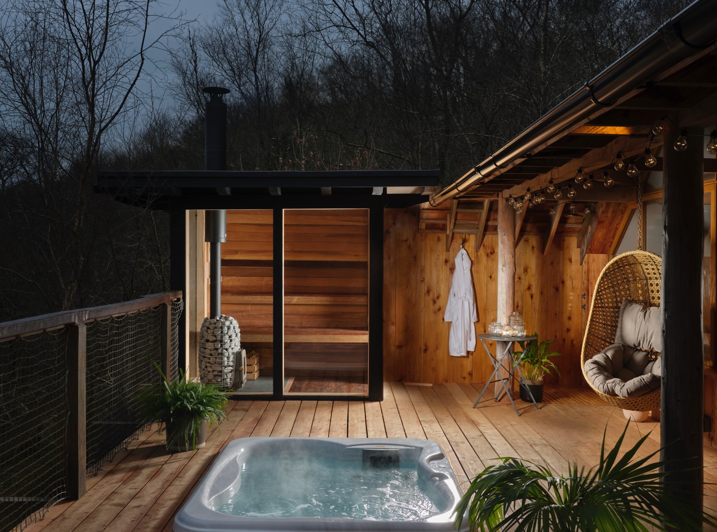 Luxury Wellness Retreats UK thumbnail