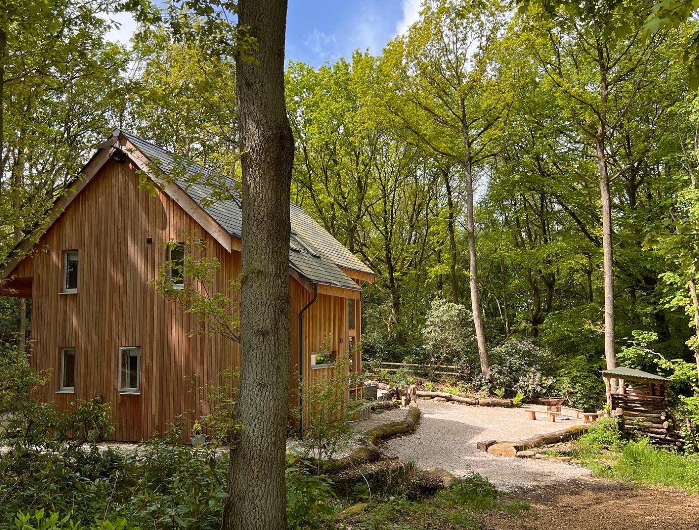 The cabin at coppertop wood nestles within private woodland ideal for a last minute Christmas break uk